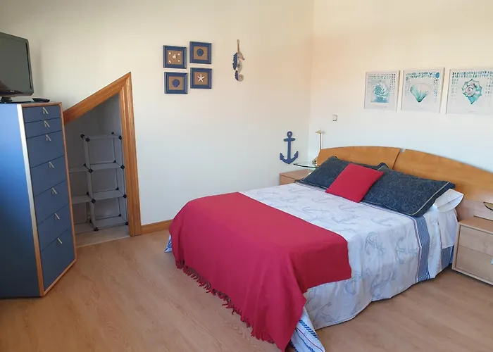 Casa En A 800m De La Playa 桑坦德